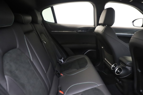 New 2020 Alfa Romeo Stelvio Quadrifoglio for sale $88,845 at Maserati of Westport in Westport CT 06880 27