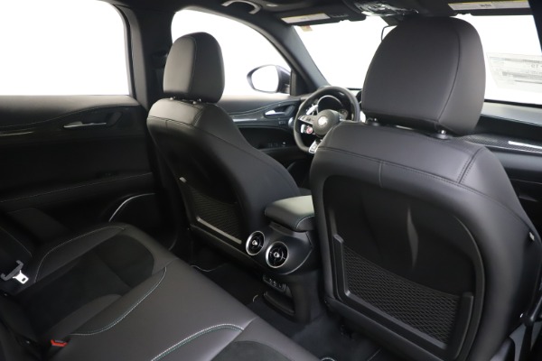 New 2020 Alfa Romeo Stelvio Quadrifoglio for sale $88,845 at Maserati of Westport in Westport CT 06880 28