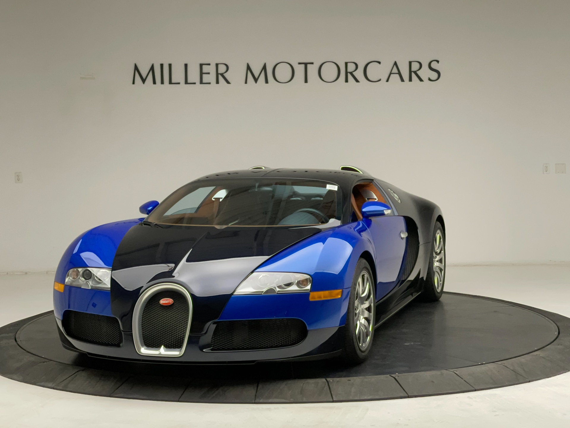 Used 2008 Bugatti Veyron 16.4 for sale Sold at Maserati of Westport in Westport CT 06880 1