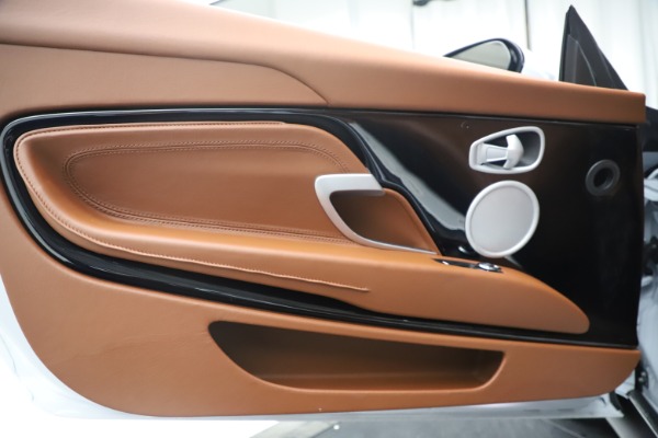 New 2020 Aston Martin DB11 Volante Convertible for sale $244,066 at Maserati of Westport in Westport CT 06880 15
