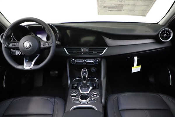 New 2020 Alfa Romeo Giulia Ti Q4 for sale $46,145 at Maserati of Westport in Westport CT 06880 16