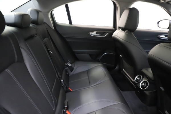 New 2020 Alfa Romeo Giulia Ti Q4 for sale $46,145 at Maserati of Westport in Westport CT 06880 27