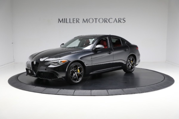 Used 2021 Alfa Romeo Giulia Veloce for sale Sold at Maserati of Westport in Westport CT 06880 3