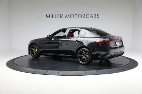 Used 2021 Alfa Romeo Giulia Veloce for sale Sold at Maserati of Westport in Westport CT 06880 9