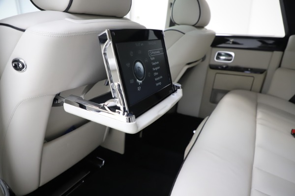 Used 2013 Rolls-Royce Phantom for sale Sold at Maserati of Westport in Westport CT 06880 15