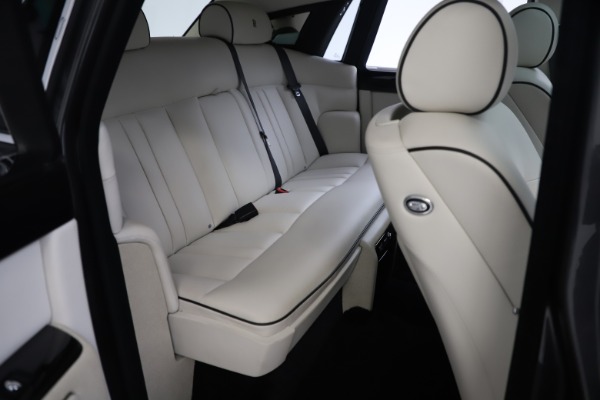 Used 2013 Rolls-Royce Phantom for sale Sold at Maserati of Westport in Westport CT 06880 20