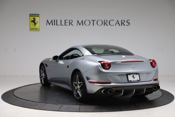 Used 2016 Ferrari California T for sale Sold at Maserati of Westport in Westport CT 06880 17