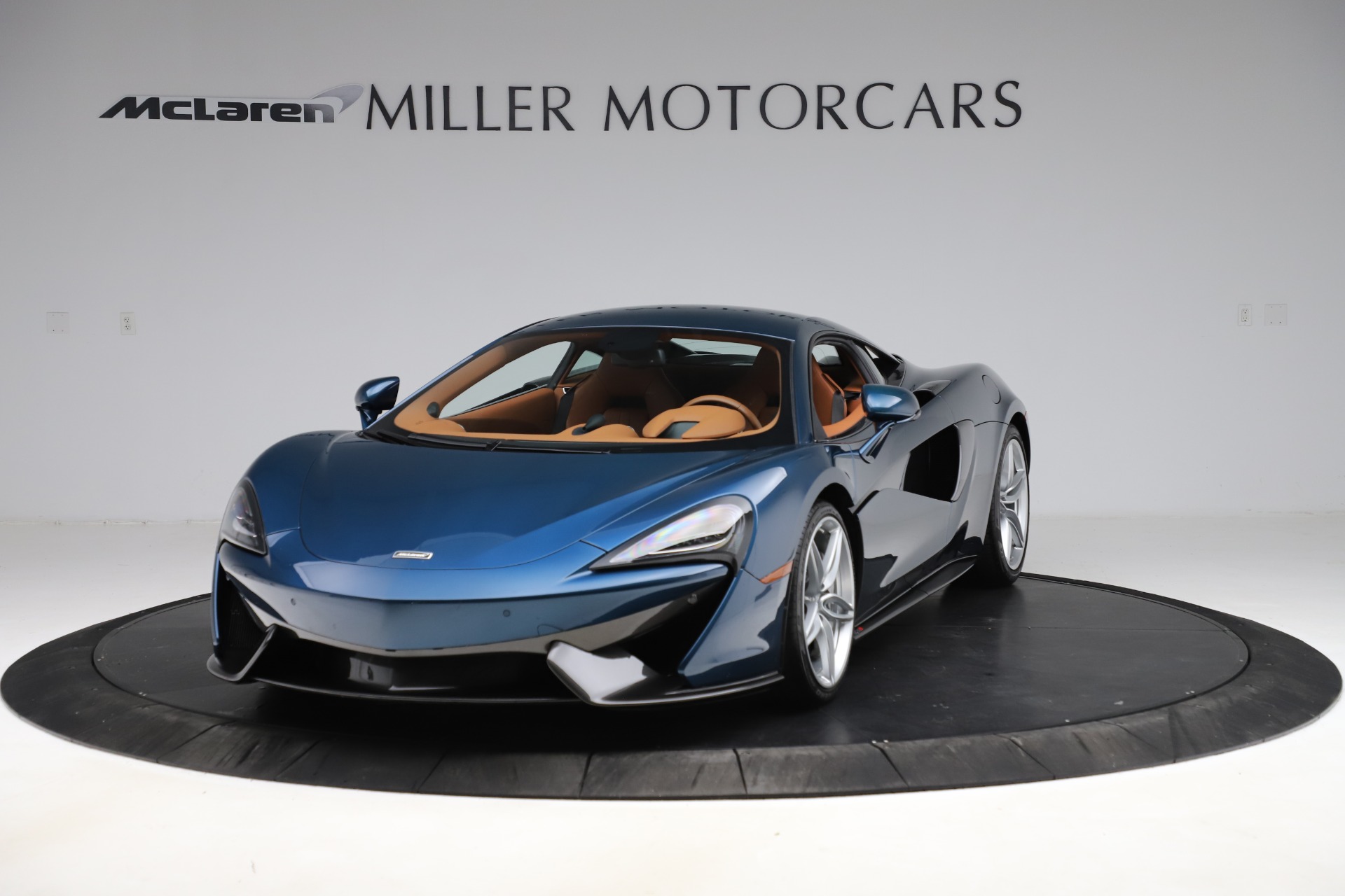 Used 2017 McLaren 570S for sale Sold at Maserati of Westport in Westport CT 06880 1