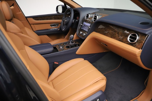 New 2020 Bentley Bentayga Hybrid for sale Sold at Maserati of Westport in Westport CT 06880 28