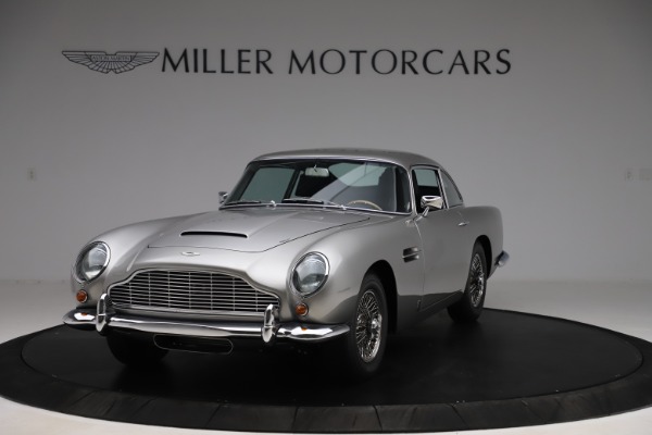 Used 1964 Aston Martin DB5 for sale Sold at Maserati of Westport in Westport CT 06880 2