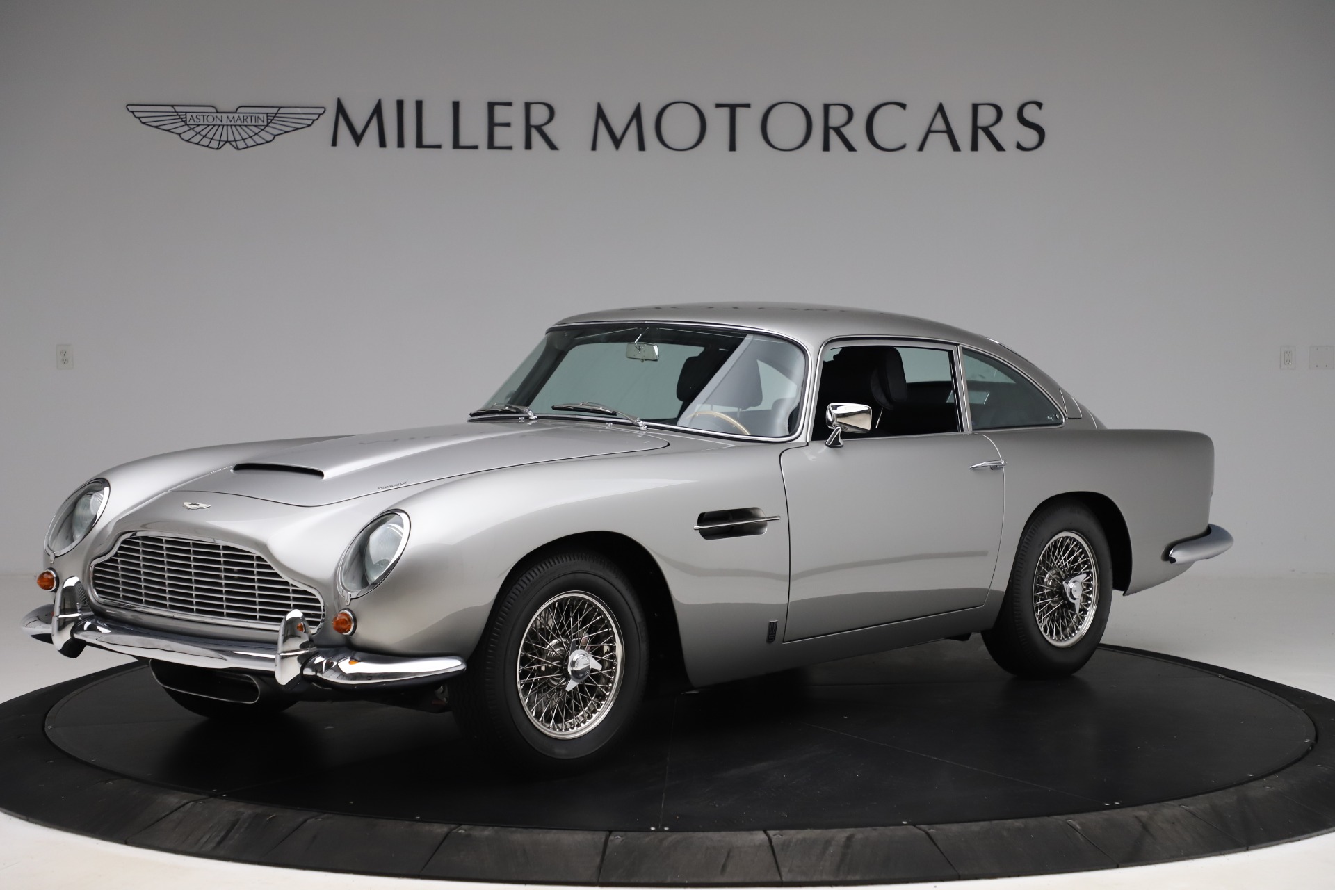 Used 1964 Aston Martin DB5 for sale Sold at Maserati of Westport in Westport CT 06880 1