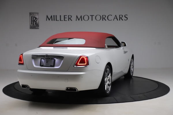 Used 2016 Rolls-Royce Dawn for sale Sold at Maserati of Westport in Westport CT 06880 16