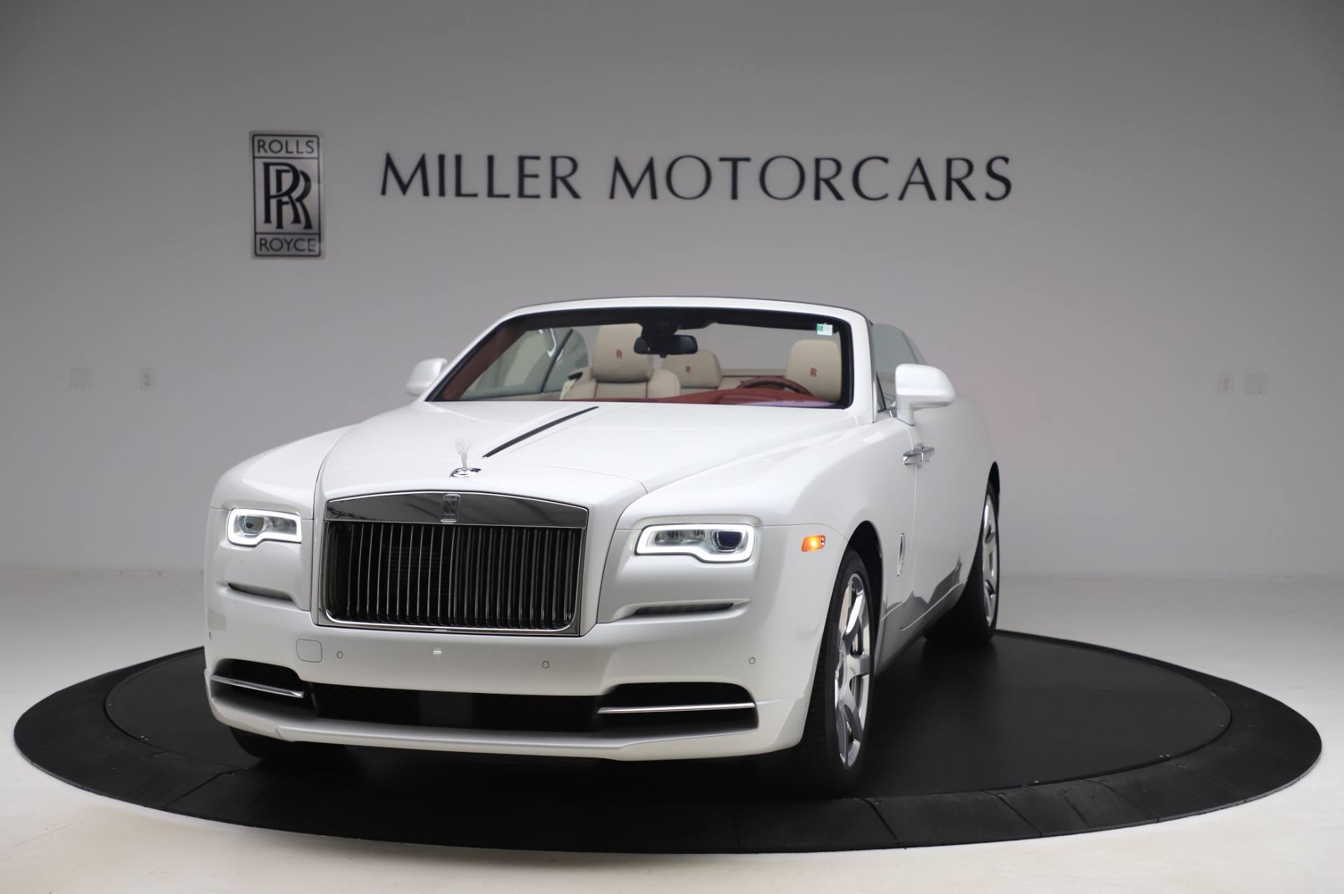 Used 2016 Rolls-Royce Dawn for sale Sold at Maserati of Westport in Westport CT 06880 1