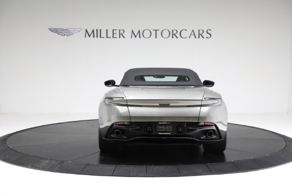 Aston Martin db11 салон