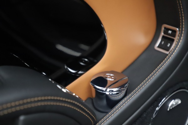 Used 2016 Bentley Mulsanne Speed for sale Sold at Maserati of Westport in Westport CT 06880 27