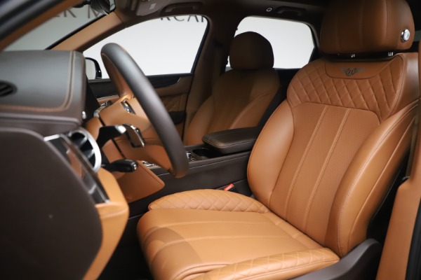 Used 2017 Bentley Bentayga W12 for sale Sold at Maserati of Westport in Westport CT 06880 17