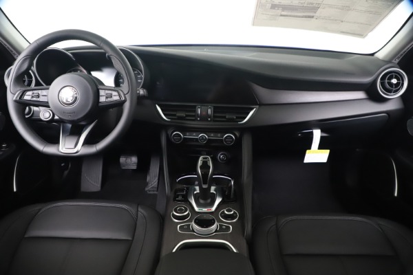 New 2020 Alfa Romeo Giulia Ti Q4 for sale $49,245 at Maserati of Westport in Westport CT 06880 16