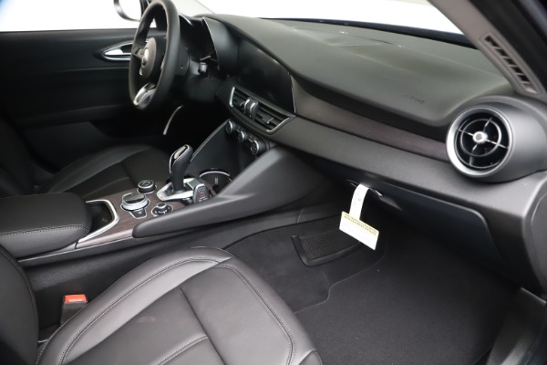 New 2020 Alfa Romeo Giulia Ti Q4 for sale $49,245 at Maserati of Westport in Westport CT 06880 22