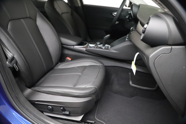 New 2020 Alfa Romeo Giulia Ti Q4 for sale $49,245 at Maserati of Westport in Westport CT 06880 24