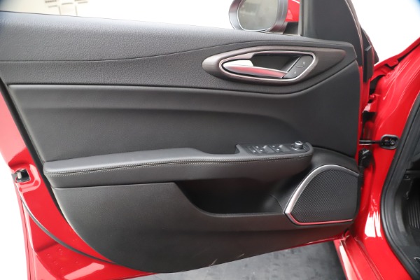 New 2020 Alfa Romeo Giulia Ti Q4 for sale $47,745 at Maserati of Westport in Westport CT 06880 16