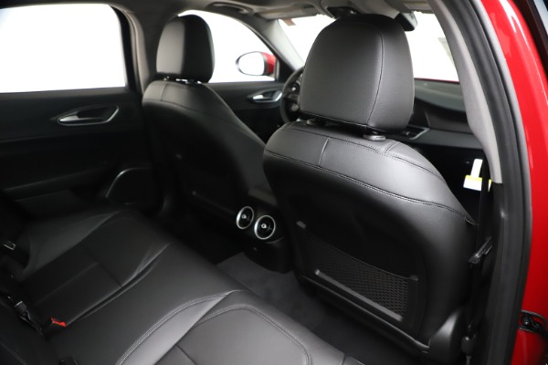 New 2020 Alfa Romeo Giulia Ti Q4 for sale $47,745 at Maserati of Westport in Westport CT 06880 27