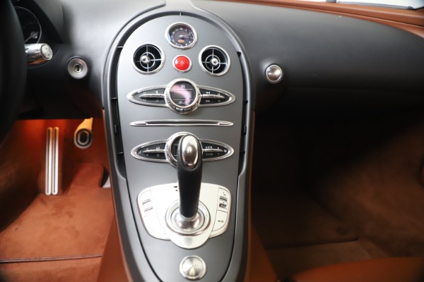 Used 2008 Bugatti Veyron 16.4 for sale Sold at Maserati of Westport in Westport CT 06880 25