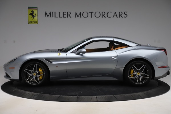 Used 2017 Ferrari California T for sale Sold at Maserati of Westport in Westport CT 06880 15