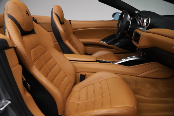 Used 2017 Ferrari California T for sale Sold at Maserati of Westport in Westport CT 06880 25