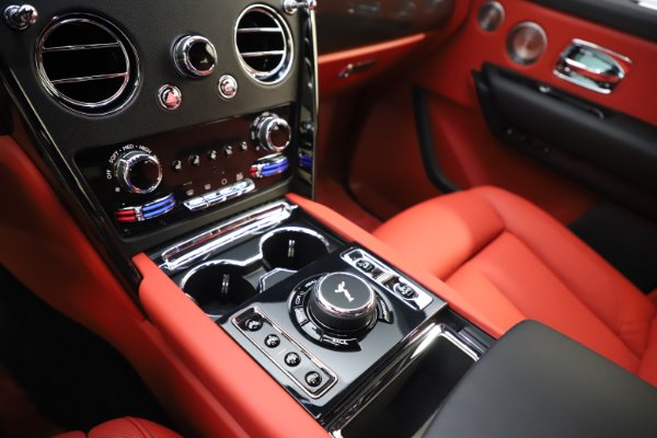 New 2020 Rolls-Royce Cullinan Black Badge for sale $433,950 at Maserati of Westport in Westport CT 06880 20