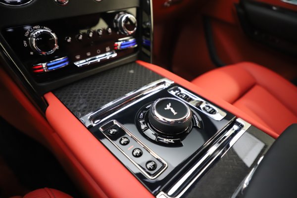 New 2020 Rolls-Royce Cullinan Black Badge for sale Sold at Maserati of Westport in Westport CT 06880 21