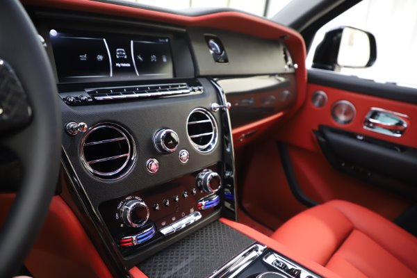 New 2020 Rolls-Royce Cullinan Black Badge for sale $433,950 at Maserati of Westport in Westport CT 06880 23