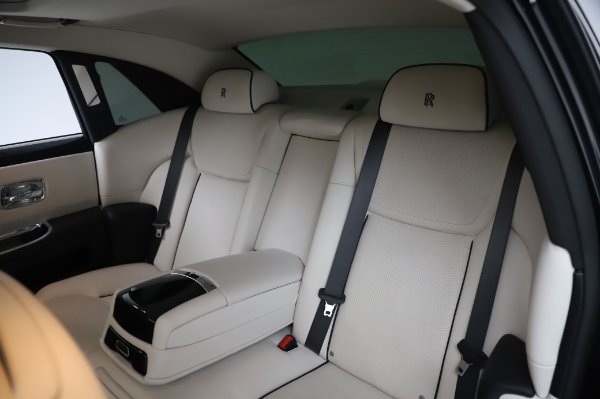 Used 2015 Rolls-Royce Ghost Base for sale Sold at Maserati of Westport in Westport CT 06880 14