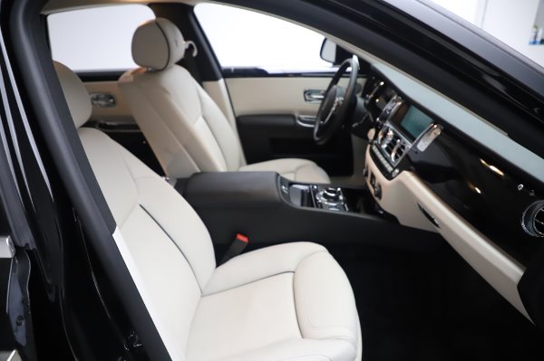 Used 2015 Rolls-Royce Ghost Base for sale Sold at Maserati of Westport in Westport CT 06880 16