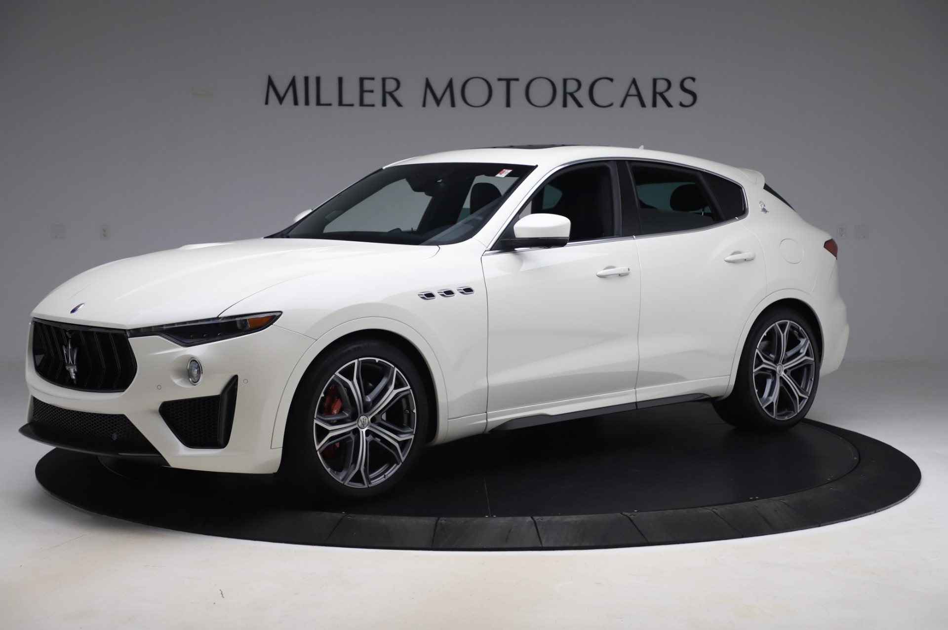 Used 2019 Maserati Levante Trofeo for sale $45,900 at Maserati of Westport in Westport CT 06880 1