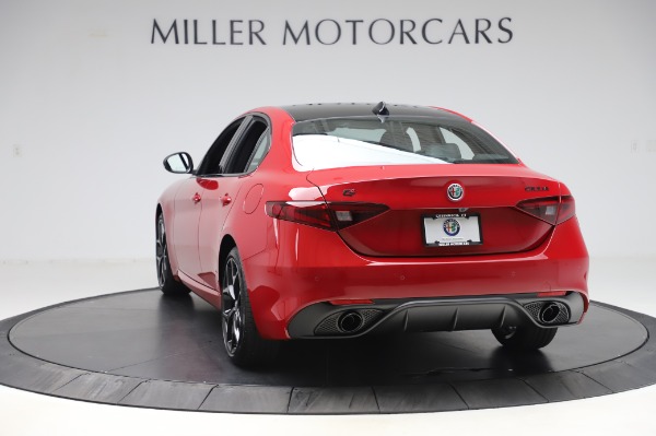 New 2020 Alfa Romeo Giulia Sport Q4 for sale Sold at Maserati of Westport in Westport CT 06880 5