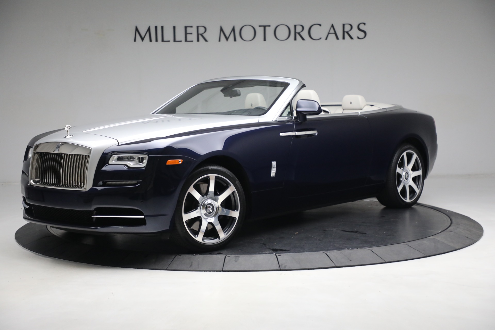 Used 2017 Rolls-Royce Dawn for sale $244,900 at Maserati of Westport in Westport CT 06880 1