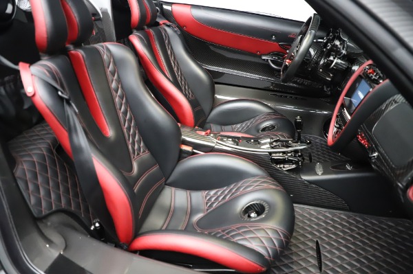 Used 2017 Pagani Huayra Roadster for sale Sold at Maserati of Westport in Westport CT 06880 28