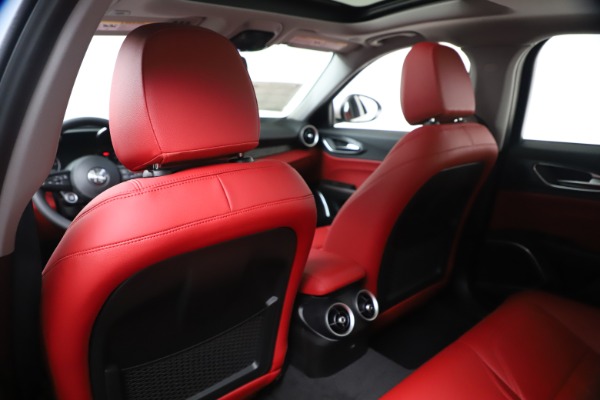 New 2020 Alfa Romeo Giulia Q4 for sale $44,845 at Maserati of Westport in Westport CT 06880 20