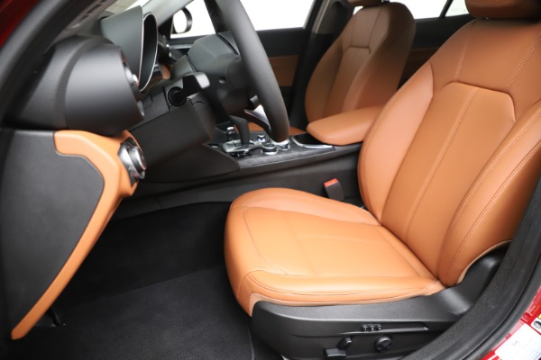 New 2020 Alfa Romeo Giulia Q4 for sale $40,466 at Maserati of Westport in Westport CT 06880 15