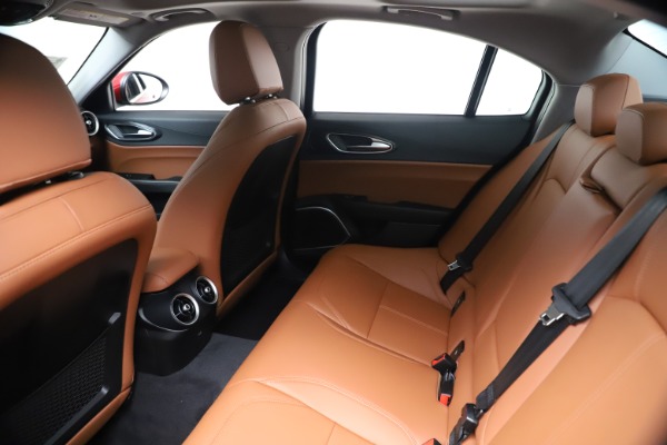 New 2020 Alfa Romeo Giulia Q4 for sale $40,466 at Maserati of Westport in Westport CT 06880 19
