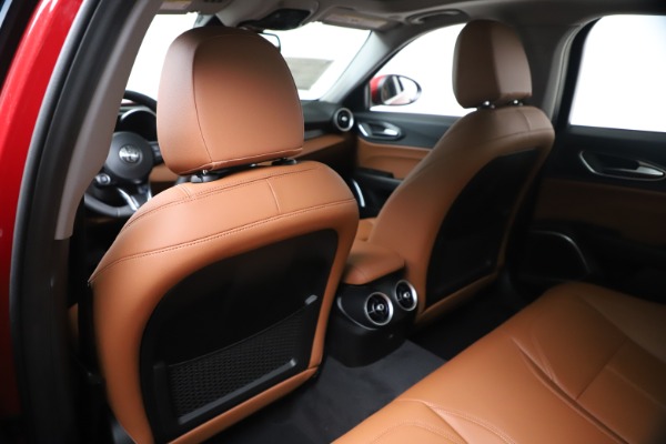 New 2020 Alfa Romeo Giulia Q4 for sale $40,466 at Maserati of Westport in Westport CT 06880 20