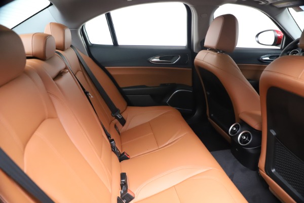 New 2020 Alfa Romeo Giulia Q4 for sale $40,466 at Maserati of Westport in Westport CT 06880 27