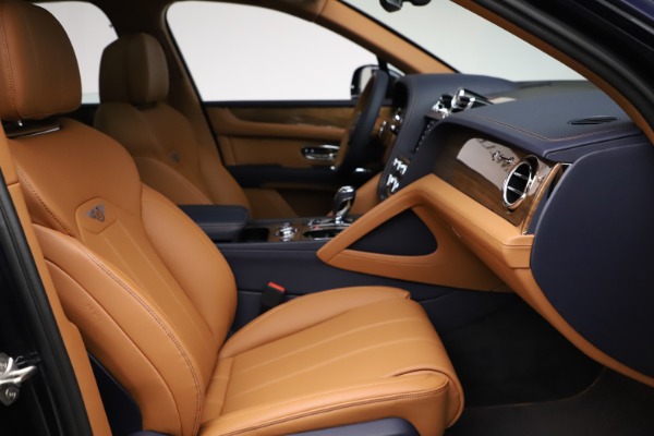 New 2021 Bentley Bentayga V8 for sale Sold at Maserati of Westport in Westport CT 06880 26