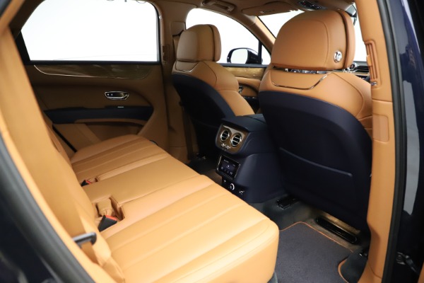 New 2021 Bentley Bentayga V8 for sale Sold at Maserati of Westport in Westport CT 06880 28