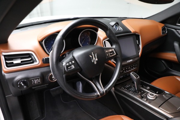 Used 2020 Maserati Ghibli S Q4 for sale $41,900 at Maserati of Westport in Westport CT 06880 24