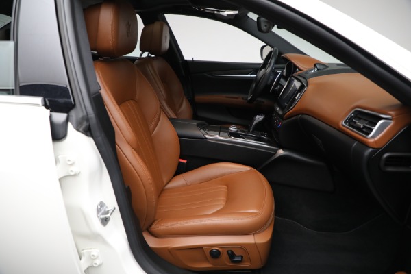 Used 2020 Maserati Ghibli S Q4 for sale Sold at Maserati of Westport in Westport CT 06880 28