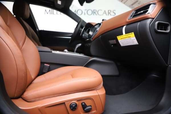 New 2020 Maserati Ghibli S Q4 for sale Sold at Maserati of Westport in Westport CT 06880 23