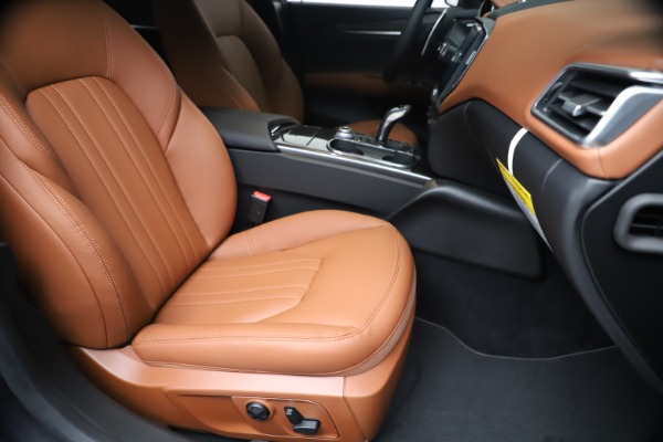 New 2020 Maserati Ghibli S Q4 for sale Sold at Maserati of Westport in Westport CT 06880 24