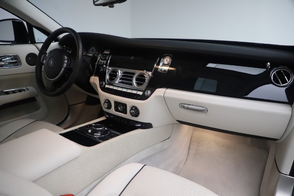 Used 2014 Rolls-Royce Wraith Base for sale $168,900 at Maserati of Westport in Westport CT 06880 21