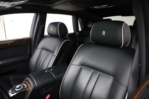 Used 2014 Rolls-Royce Phantom for sale Sold at Maserati of Westport in Westport CT 06880 12